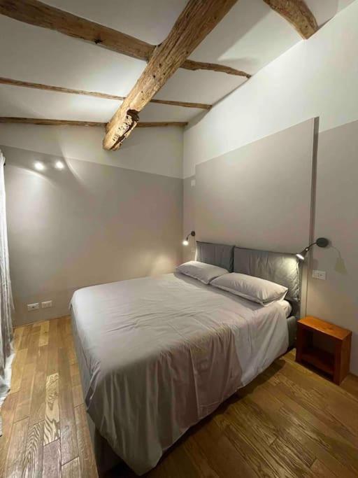 Romantic Attic Room With Panoramic View Болоня Екстериор снимка